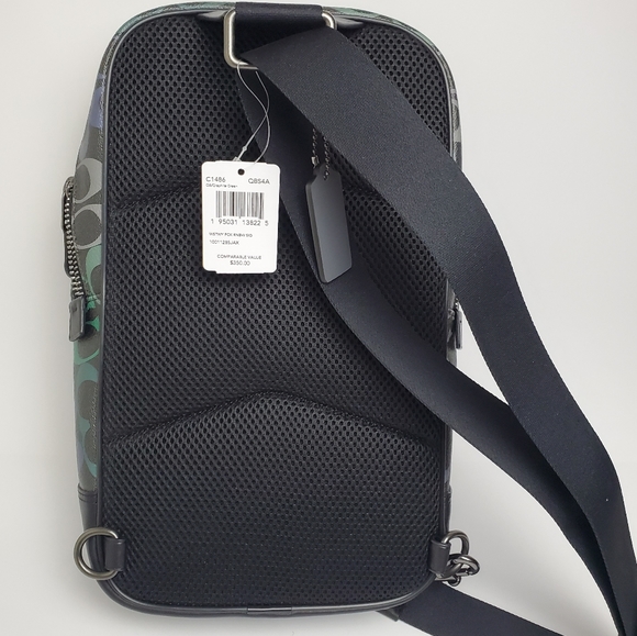 NWT Coach Crossbody Medium Backpack Below Retail - Picture 2 of 4